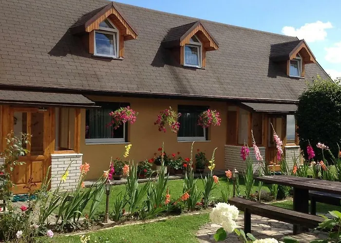 Privat Monika * Stará Lesná