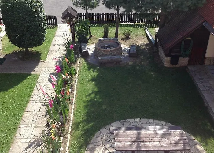 בית אירוח Privat Monika